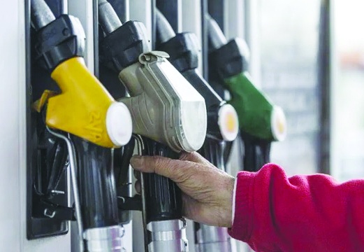Akaryakıtta litre fiyatı üç haneli rakamlara ulaşacak