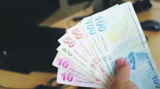 Faiz gelirleri bankaları vergi rekortmeni yaptı