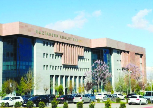 14. Ağır Ceza Mahkemesi hakimi, üye hakim ve Cumhuriyet Savcısı görevden alındı