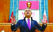 Özgür Özel, Melih Meriç'e yönelik bıçaklı saldırıyı lanetledi