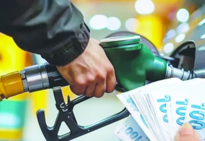 Benzine 2 lira 74 kuruş zam geliyor