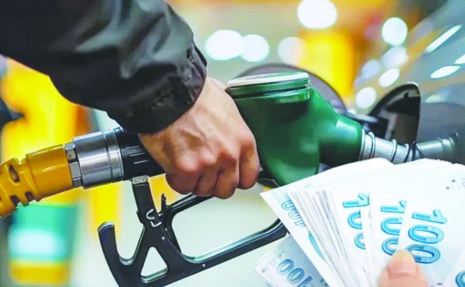 Benzine 2 lira 74 kuruş zam geliyor