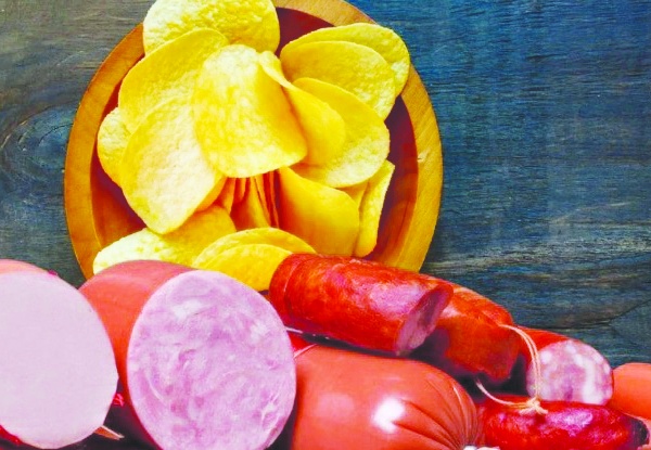 Cips, salam, peynir ve balık  ürünlerinde kademeli yasak başlıyor!