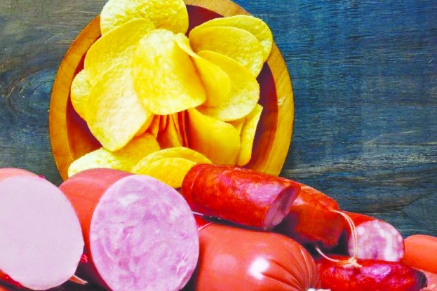 Cips, salam, peynir ve balık  ürünlerinde kademeli yasak başlıyor!
