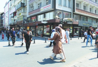 Çalışma yaşamındaki tahribat  ve hak kayıpları derinleşiyor