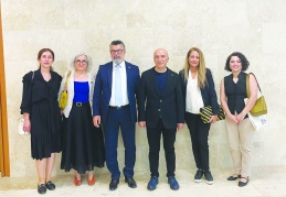 Hekim, hukuki ve ekonomik risklerle karşı karşıya kalıyor