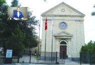 Kentteki dini mekanlar özünden uzaklaştırıldı