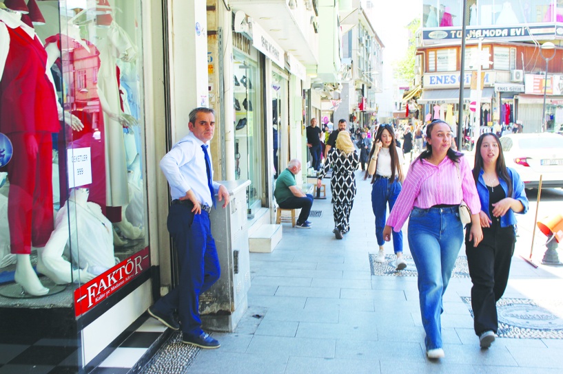 Genç işsizlik oranında artış ve atıl işgücü oranında yükseliş
