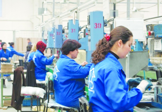 10 kadından 3’ü kayıt dışı çalışıyor