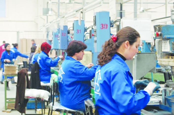 10 kadından 3’ü kayıt dışı çalışıyor