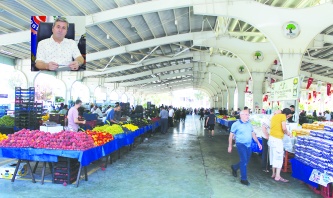 Bir kesim zenginleşirken halk daha da yoksullaşıyor