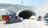 1 işçi öldü, 3 işçi yaralandı