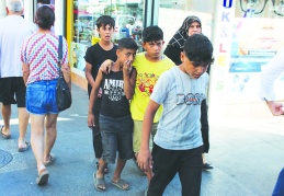 Öğrencilere bir öğün ücretsiz ve sağlıklı  yemek ve temiz içme suyu verilmeli