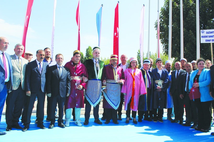 Ahilik kültürünün genç nesillere  aktarılması tarihi bir sorumluluk