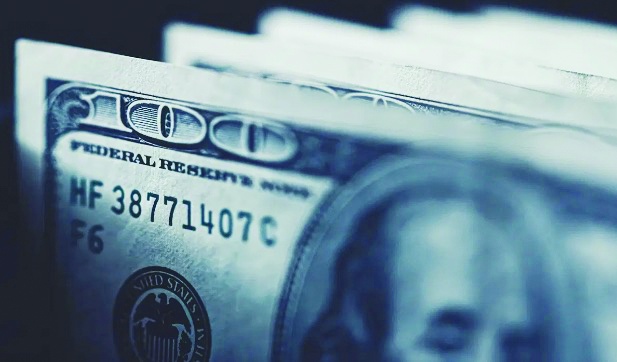 Dolar 50 liraya dayandı