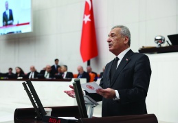 Kaynakları fon vurguncularına değil atanmayan öğretmenlere ayırın!