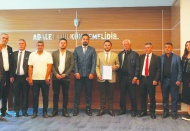 Eren Kaşısarı mazbatasını aldı