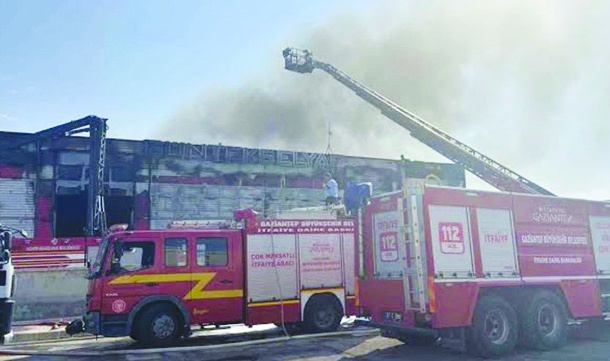 Sigortadan para almak için fabrikasını  yaktıran Levent Kara tutuklandı
