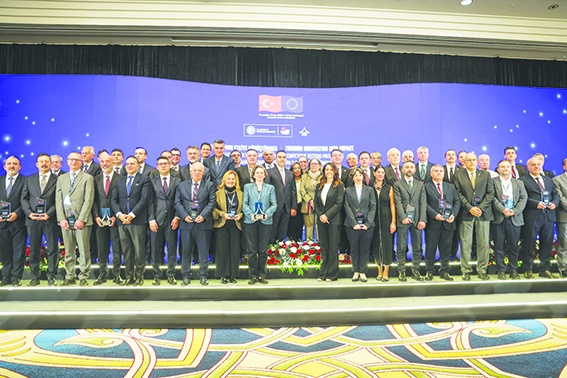 Pilot Ölçekli Antep Fıstığı İşleme Tesisi ödüllendirildi