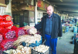 Sesimize kulak verilmiyor  öksüz çocuk gibi kaldık
