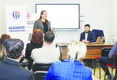 Akademisyenler ve idari personele  İklim Değişikliğine Uyum eğitimi