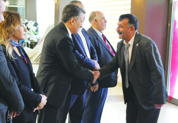 Ön seçimin kazananı  Erhan Deniz Güngen oldu