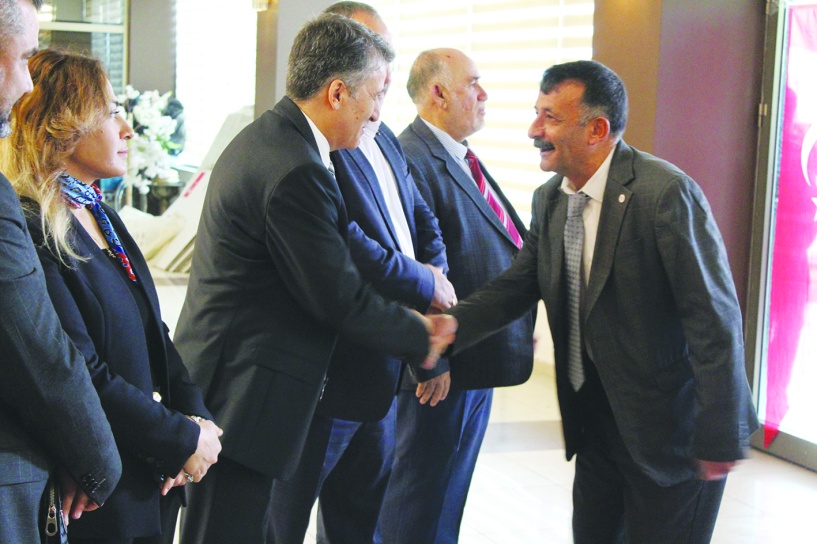 Ön seçimin kazananı  Erhan Deniz Güngen oldu