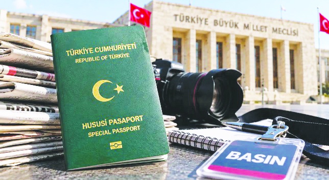 Gazetecilere yeşil pasaport için Meclis'e kanun teklifi