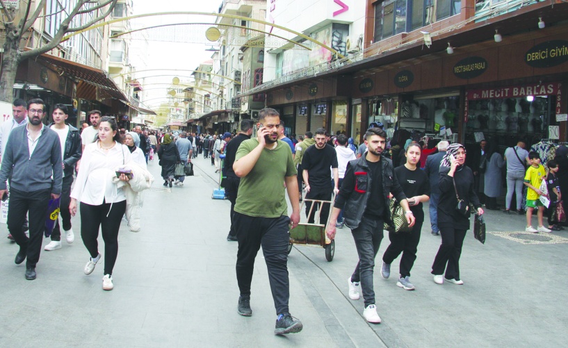 İşsiz sayısı bir ayda 198 bin arttı