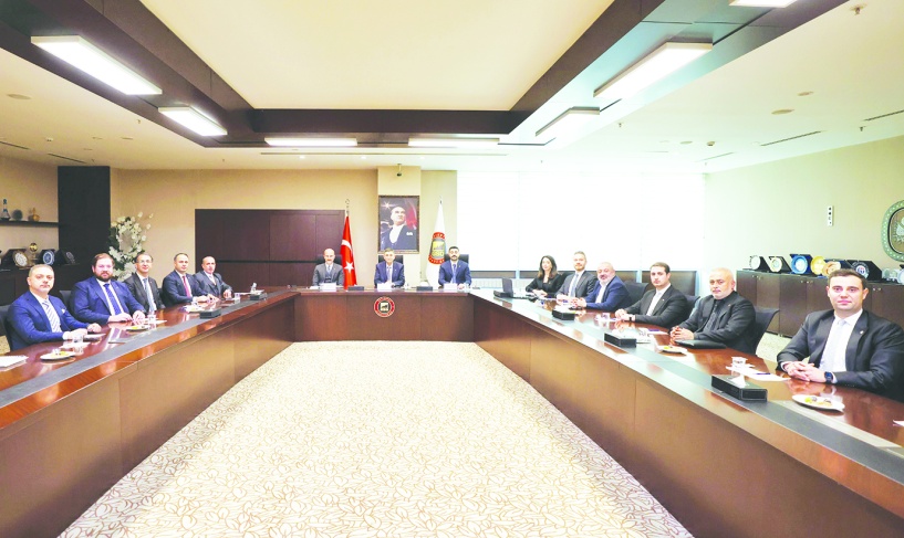 Teknolojiyi etkin kullanan, çevresel etkileri azaltan sanayi yapısını geliştirilmeli