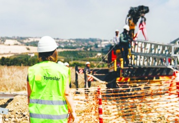 Toroslar AŞ’nin yatırımları elektrik kesintilerine yansımıyor