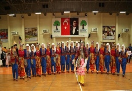 6 – 17 yaşındaki öğrenciler farklı sporlarla tanışıyor