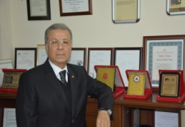 450-600 aileye sürekli ve düzenli temel ihtiyaç yardımı yapılıyor