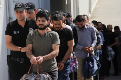  "1 Mayıs" operasyonunda 3 kişi tutuklandı