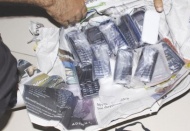 117 adet kaçak cep telefonu ele geçirildi