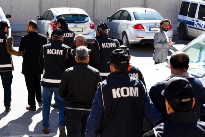 6 adrese yapılan eş zamanlı baskında 6 gözaltı var