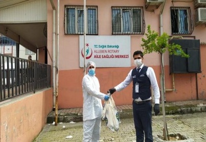 521 aile hekimine hijyen paketi ve maske verildi