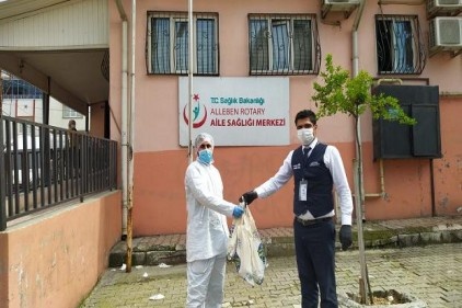 521 aile hekimine hijyen paketi ve maske verildi