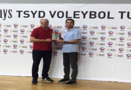 4. Allways TSYD İzmir Voleybol Turnuvası’nda Arkas Spor şampiyon 