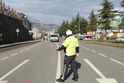 62 araç trafikten men edildi