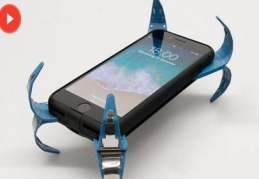 4 ayak üzerine düşen telefon kılıfı