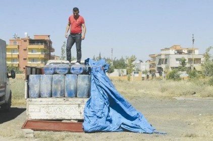 5 ayrı araçta 10 bin 600 litre kaçak mazot ele geçirildi