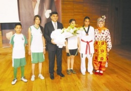 6 ayrı branşta eğitim gören binlerce sporcu sertifika aldı