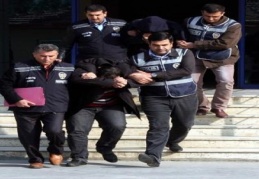 5 ayrı kapkaç ve yağma olayına karışan 2 kişi gözaltına alındı