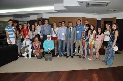 13 ayrı ülkeden öğrenci geldi 