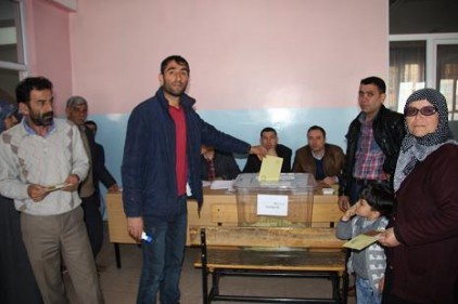 603 bin 931 kişi &#8220;evet&#8221;, 362 bin 897 kişi &#8220;hayır&#8221; dedi