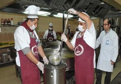 3 bin 600 kişiye sıcak yemek 