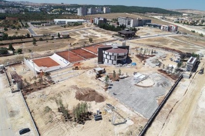 2 bin 500 metrekare alana tenis kompleksi kuruluyor