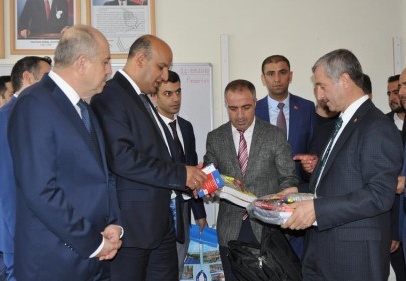 128 bin 118 öğrencimize kırtasiye yardımında bulunduk