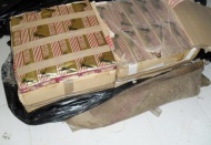 20 bin 900 paket kaçak sigara ele geçirdi